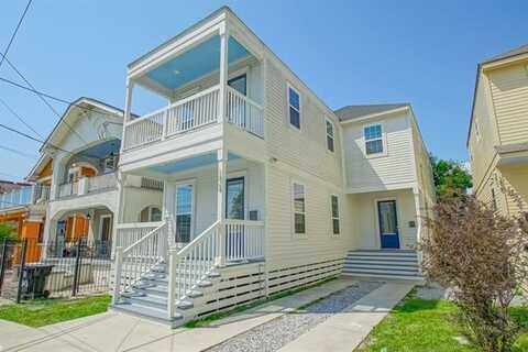 1824 ONZAGA A&B Street, New Orleans, LA 70116