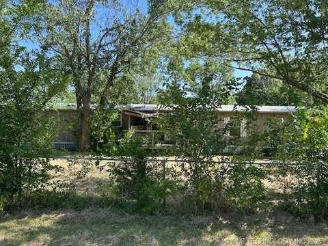 8424 E 132nd Street North, Collinsville, OK 74021