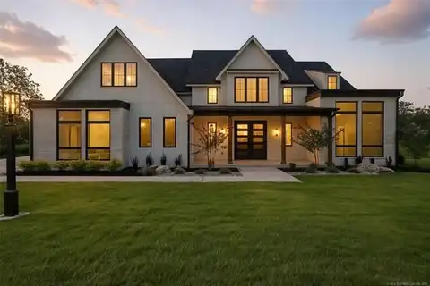 17743 E White Tail Cove, Owasso, OK 74055