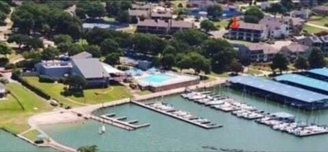 426 Yacht Club Drive, Rockwall, TX 75032