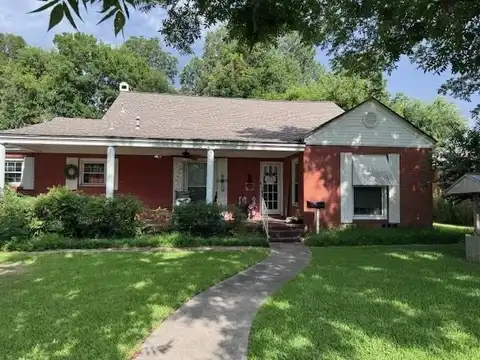 606 N Johnson Street, Mineola, TX 75773