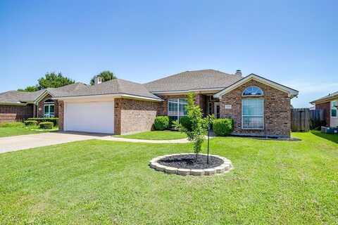 648 Ridgehill Drive, Burleson, TX 76028