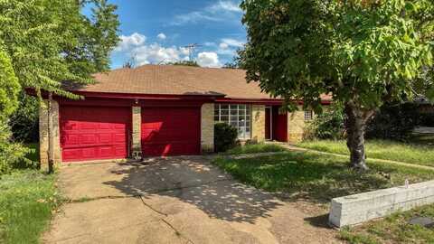 2512 Glen Garden Avenue, Fort Worth, TX 76119
