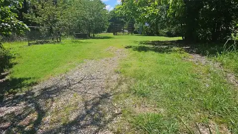 1609 Kennedy Street, Bonham, TX 75418