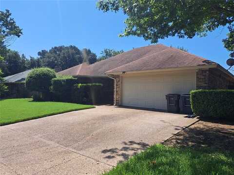 4505 Yellowleaf Drive, Fort Worth, TX 76133