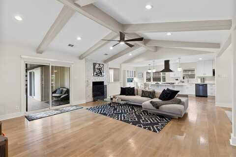 6330 E Lovers Lane, Dallas, TX 75214