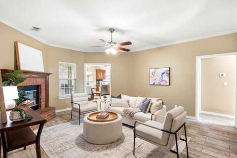 1005 E Burnett Street, Ennis, TX 75119