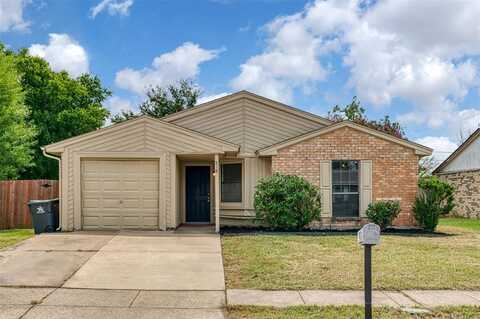 818 Edgemont Drive, Arlington, TX 76017