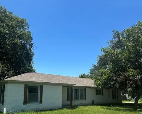 413 S Tyler, Mc Gregor, TX 76657
