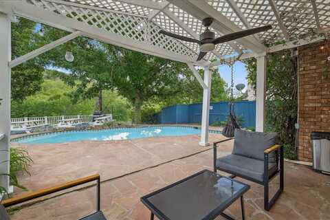 8428 Creekbluff Drive, Dallas, TX 75249