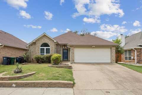 8624 Sabinas Trail, Fort Worth, TX 76118