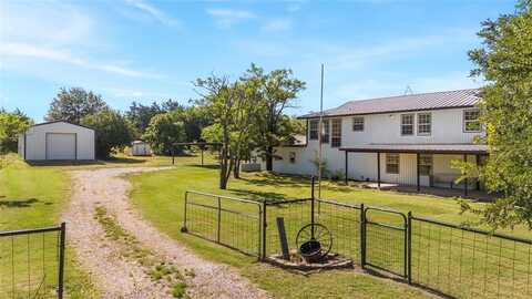 3613 E Bent Oak Street, Greenville, TX 75401