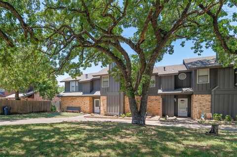 1722 Stonegate Drive, Denton, TX 76205