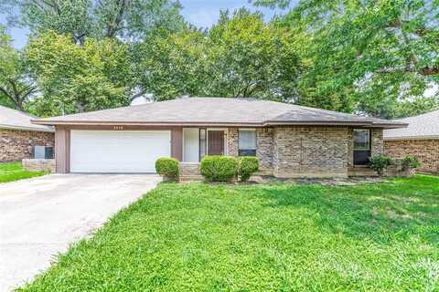 3410 Dovecreek Drive, Arlington, TX 76016
