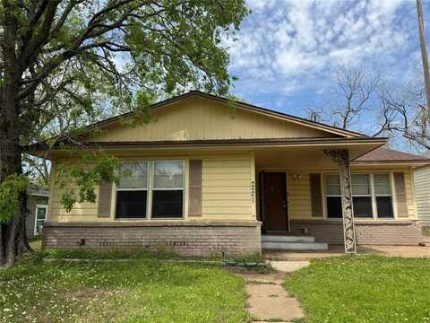 221 W Monterey Street, Denison, TX 75020