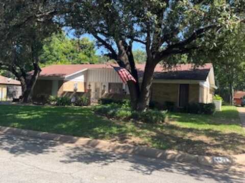 4905 Granite Shoals Avenue, Fort Worth, TX 76103