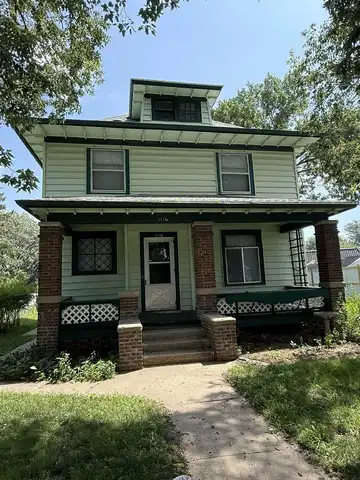 1116 S GLASS ST, Sioux City, IA 51106