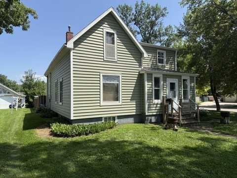 828 9th Ave, Sibley, IA 51249
