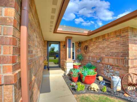 4508 Brooklyn Avenue, Moore, OK 73160