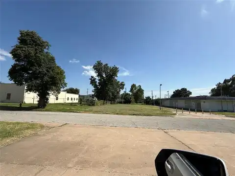 NW 9th Street, Oklahoma City, OK 73106