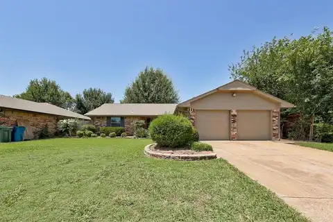 3313 Meadow Lane, Edmond, OK 73013