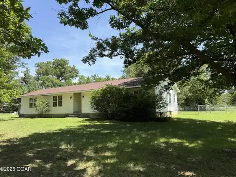 2444 County Road 4345, Coffeyville, KS 67337