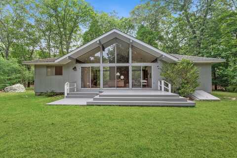 11 Patriots Lane, East Hampton, NY 11937