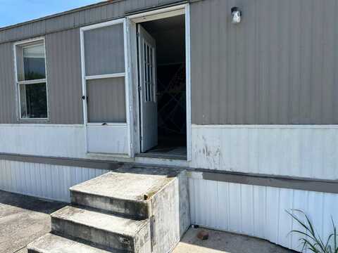 461 W Lytle Street, Fostoria, OH 44830
