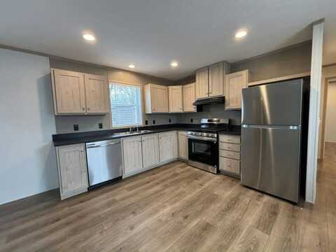 24828 N. Morgan, Harrison Township, MI 48045