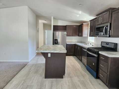 22899 Byron Rd., Crestline, CA 92325