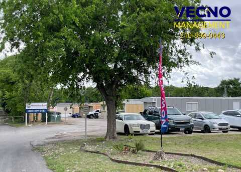 5700 South Horseshoe Bend, San Antonio, TX 78228
