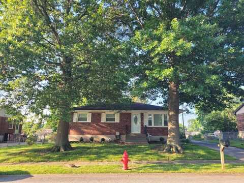 243 Lynnwood Dr., Versailles, KY 40383