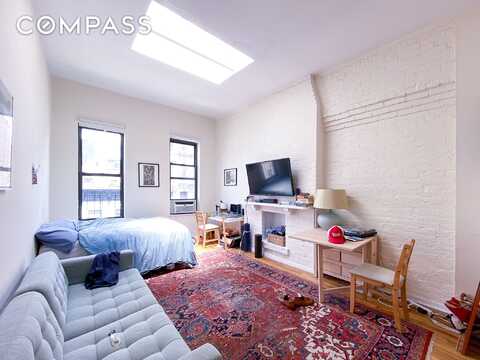 238 West 20th Street, New York, NY 10011