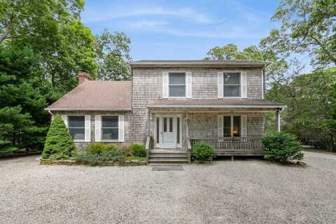 28 Oyster Shores Road, East Hampton, NY 11937