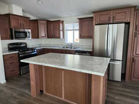22899 Byron Rd., Crestline, CA 92325