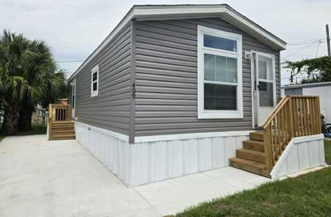 3301 58th Avenue North, Saint Petersburg, FL 33714