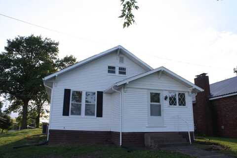 149 S. Fourth St., Albion, IL 62806