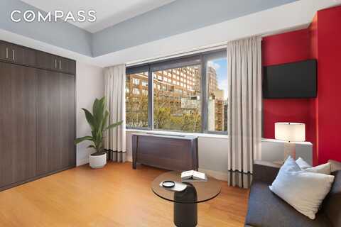 305 West 16th Street, New York, NY 10011
