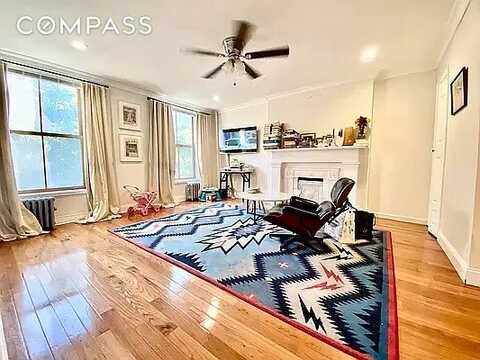195 Atlantic Avenue, Brooklyn, NY 11201