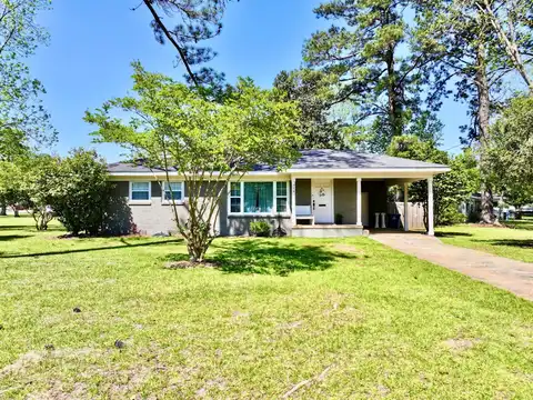 296 Fairview Circle, Jackson, AL 36545
