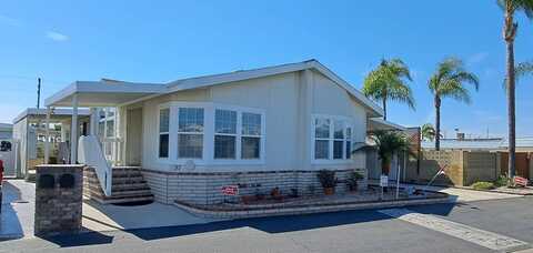 19350 Ward, Huntington Beach, CA 92646