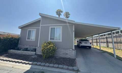 201 S. Pennsylvania Ave Space 7, San Bernardino, CA 92410