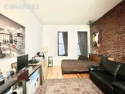 1734 Second Avenue, New York, NY 10128