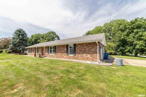 2020 S 40TH Street, Quincy, IL 62305