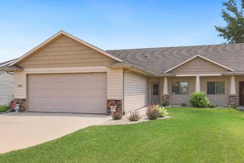 1711 Stewart Drive, Aberdeen, SD 57401