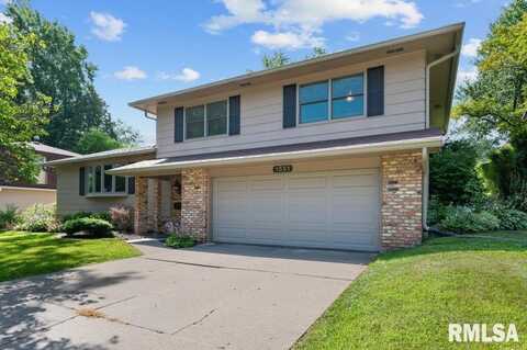 1551 FOREST HILLS Road, Bettendorf, IA 52722