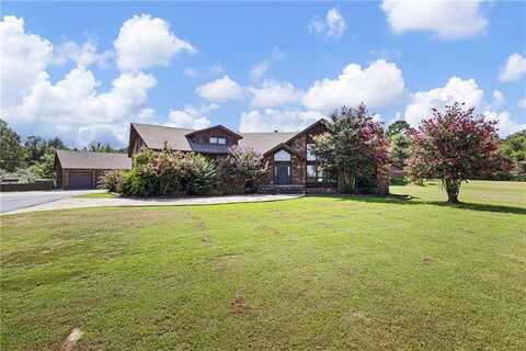 10695 Powell LN, Dardanelle, AR 72834
