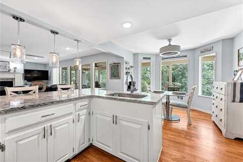 15399 Putman RD, Rogers, AR 72756