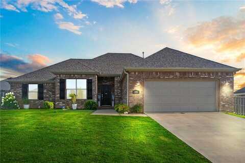 498 Concho ST, Farmington, AR 72730