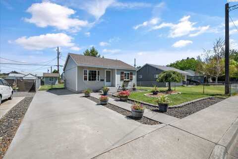 306 Rossell Avenue, Richland, WA 99352